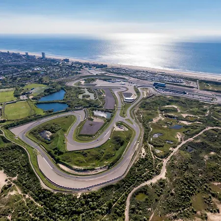 The & Town - Free Parking Apartamento Zandvoort